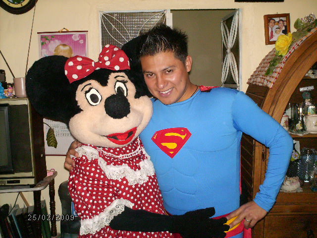 mimi y superman