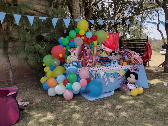 arco para mesa de dulces nombre